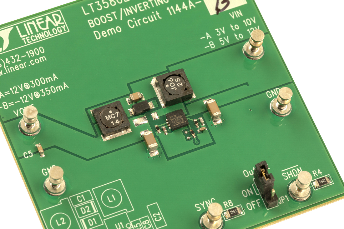 DC1144A-B Demo Board