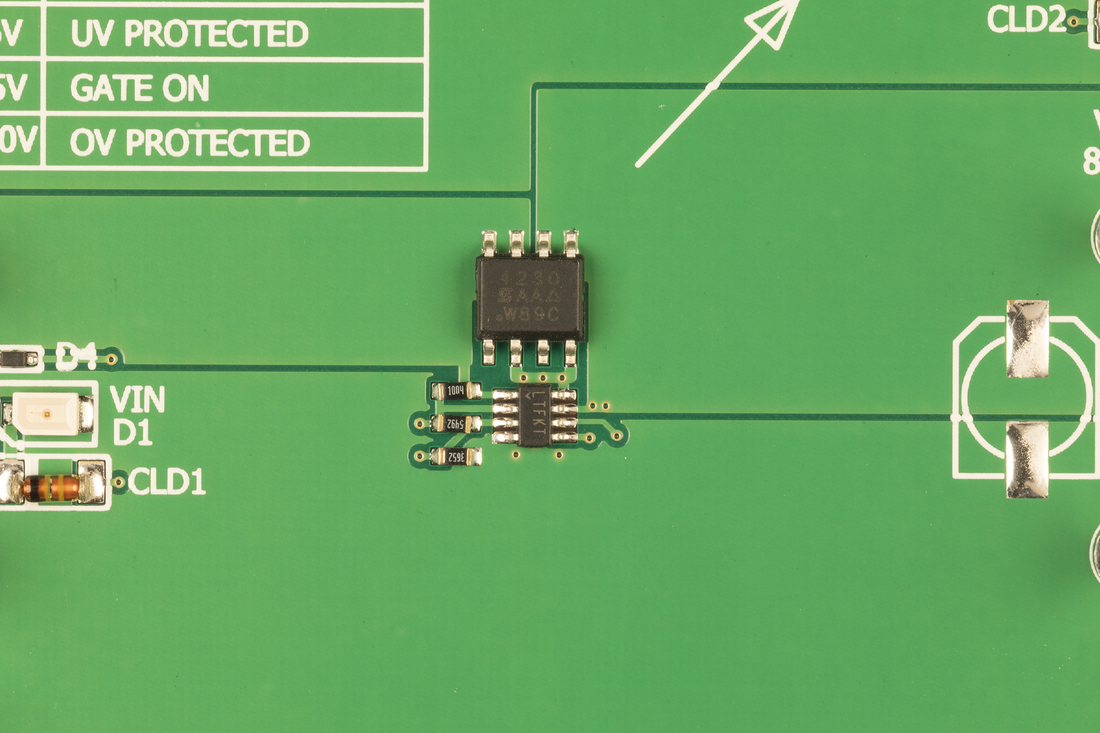 DC1555B Demo Board