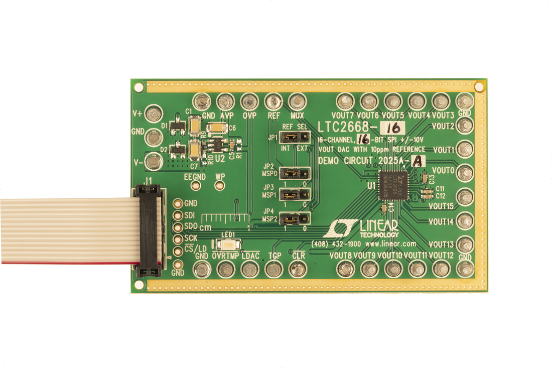 DC2025A-A Demo Board