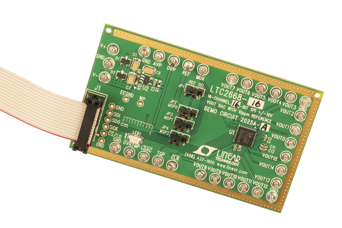 DC2025A-A Demo Board