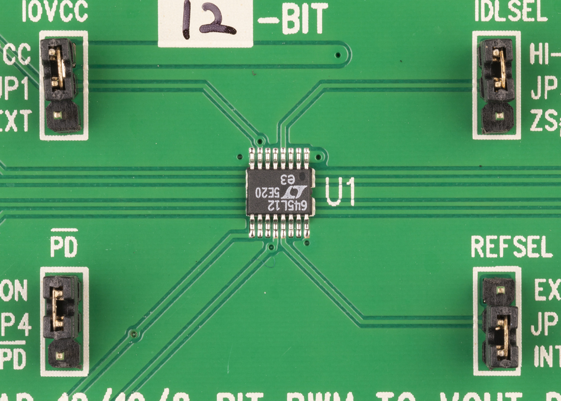 DC2197A-A Demo Board
