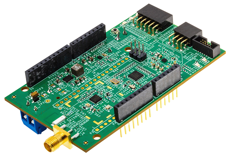 MAX32670-SX-ARDZ Board Photo Angle View